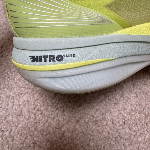 Puma Deviate Nitro Elite Women’s Carbon Plated Running Shoes - Picture 7 of 7